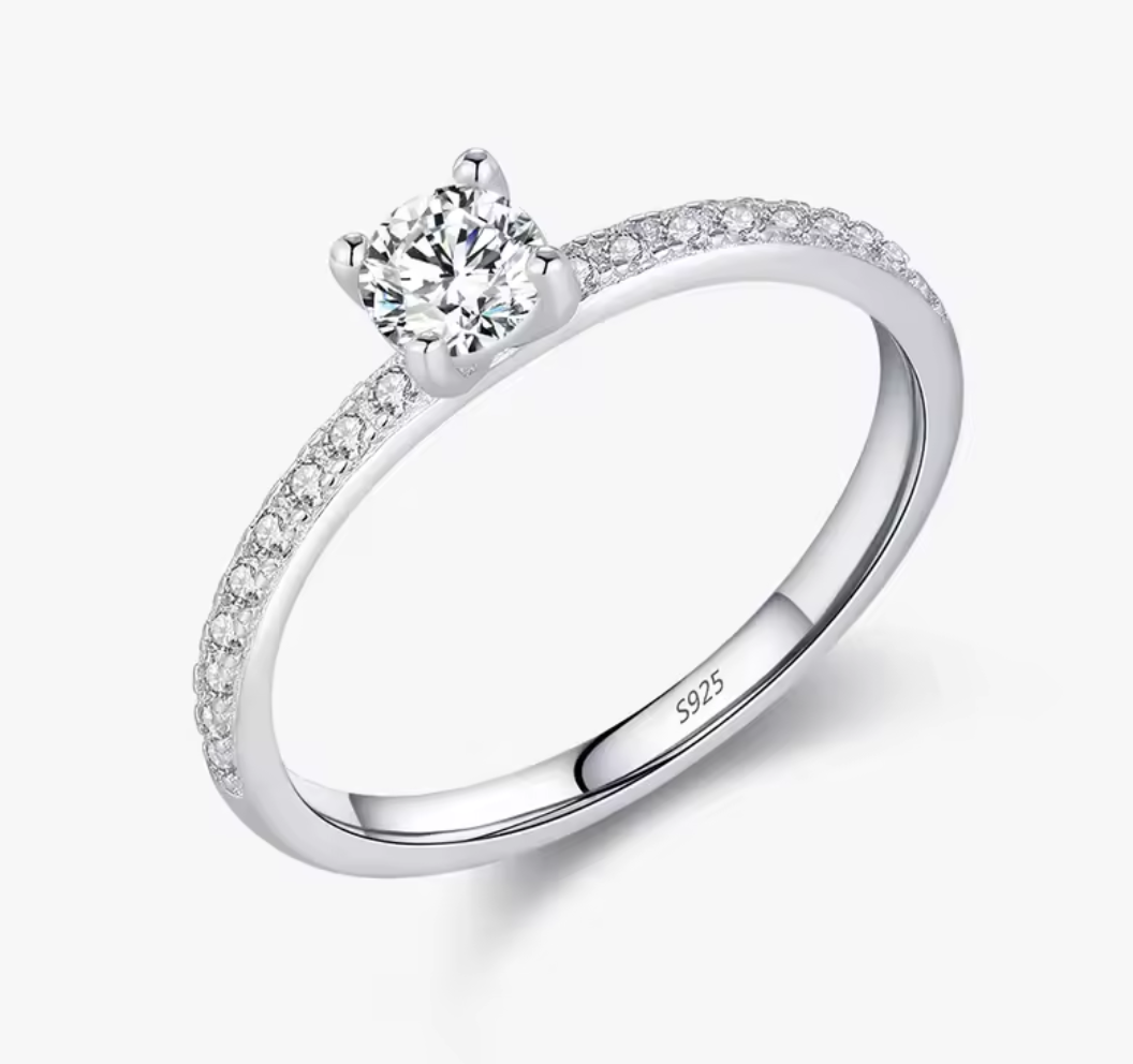Anel Solitário Moissanite Flor de Brilho